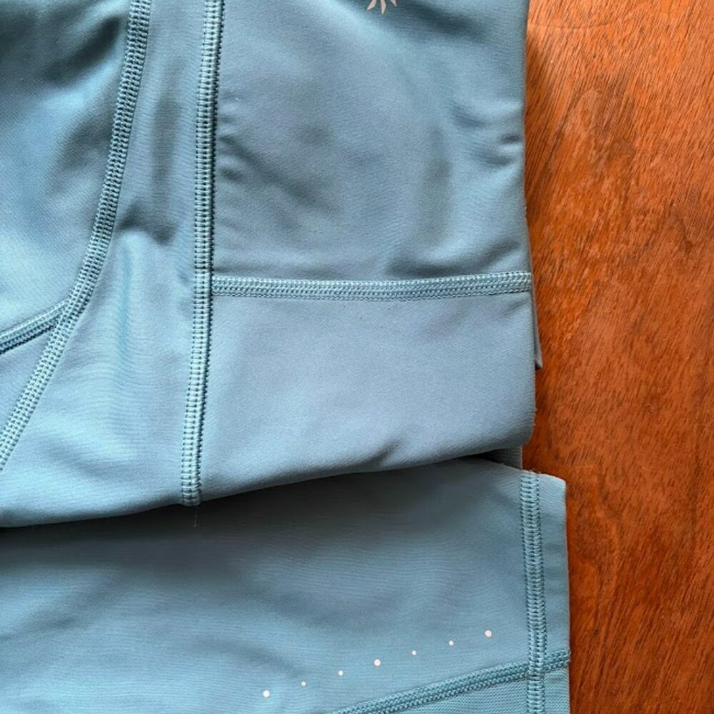 Athleta Unbrushed 7/8 Rainier Tight Borealis Green Teal Small TALL - Picture 7 of 9